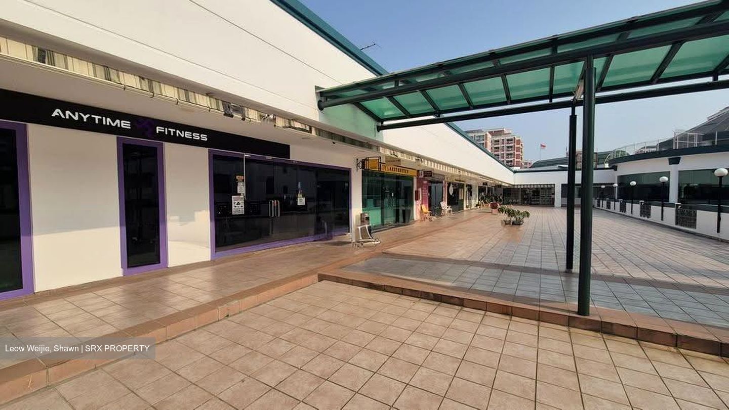 Tampines Street 32 (D18), Shop House #612792291